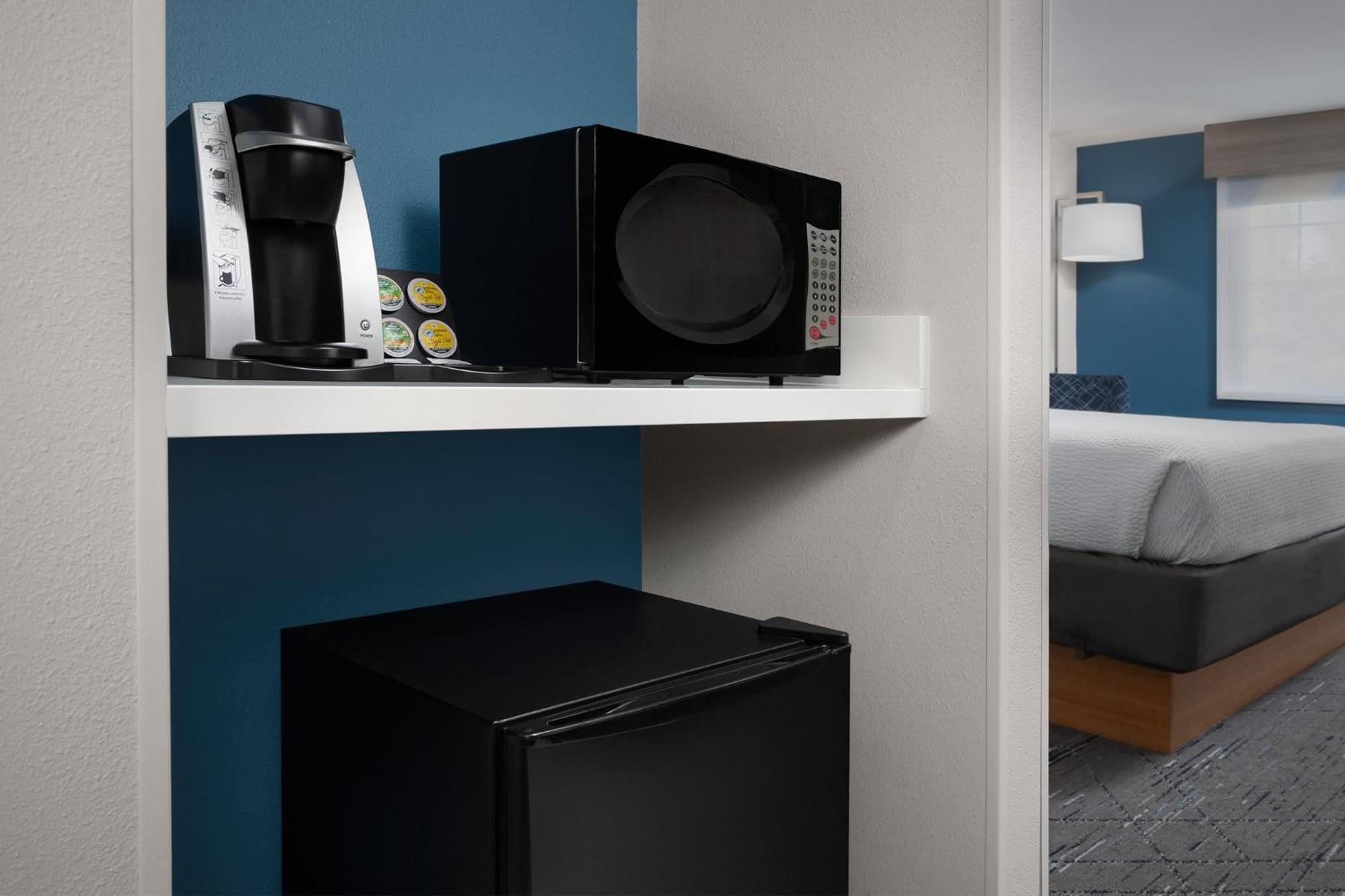 Holiday Express Airport By Ihg Hotel 3*