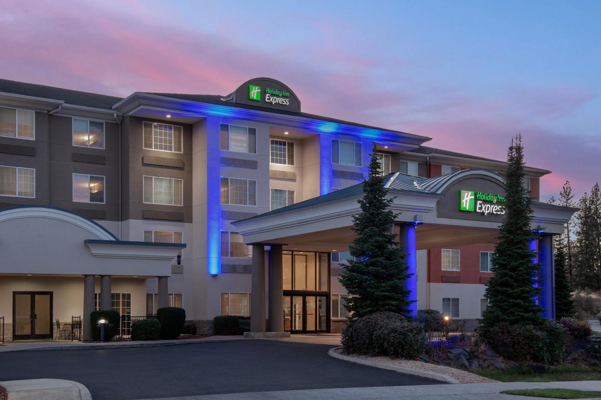 Hotel Holiday Express Airport By Ihg
